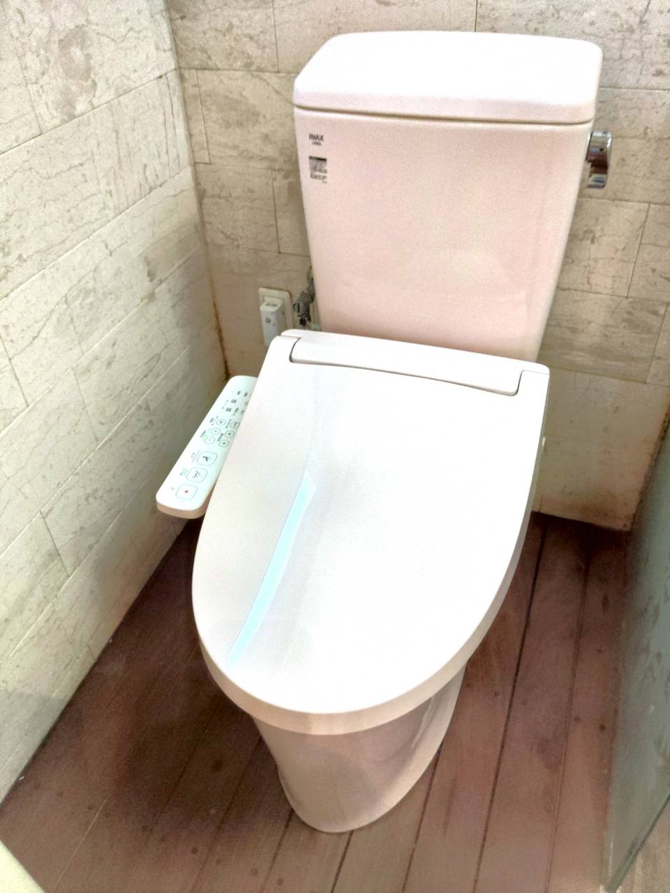 トイレ一式交換工事