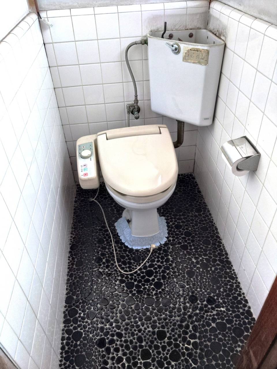 トイレの水漏れ修繕工事